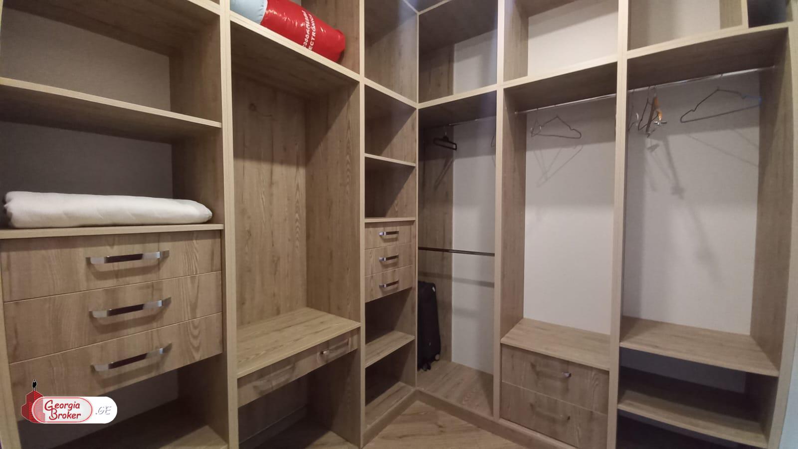 nearly repaired 11-room hotel for sale